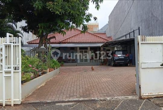 Bonus Land with 640m² Building Area in Sunter Residential Complex at NJOP Price