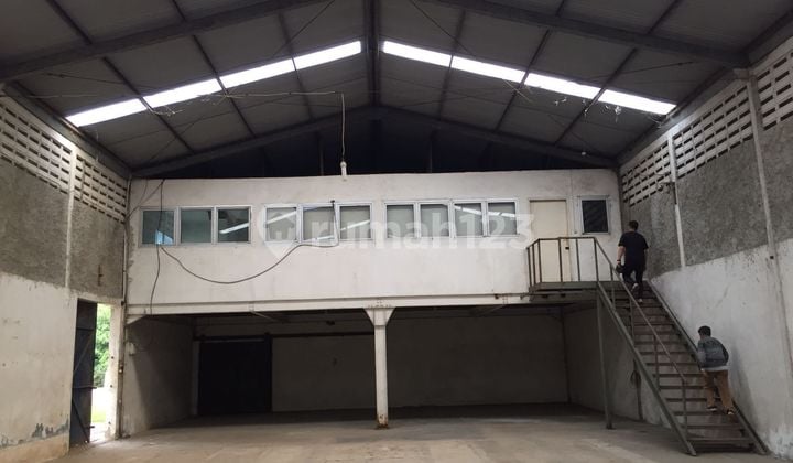 Tanah Bonus Bangunan Gudang Luas 2617 di BSD Serpong