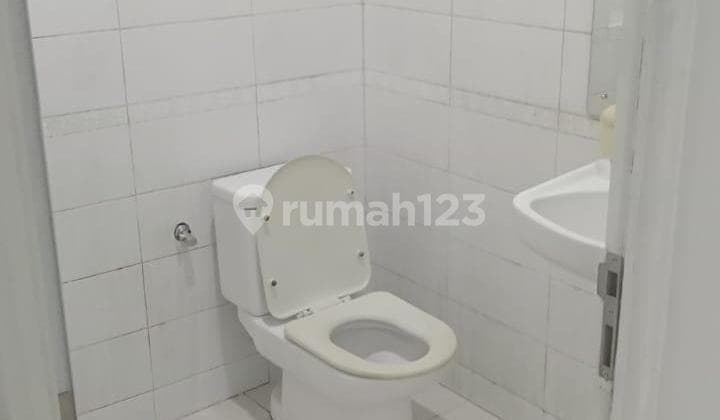 Dijual Rumah Cantik dan Mewah Berlokasih Golf Lake Cluster Antlantik