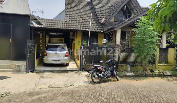 Dijual cepat Rumah tua apa adanya di Villa Melati Mas dekat dengan pusat komersil