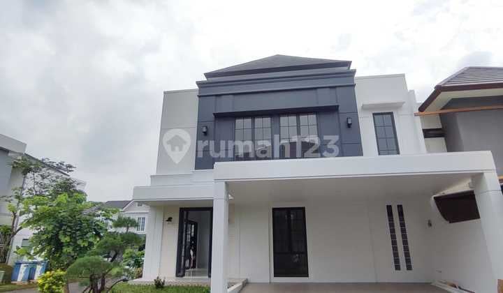 Can be financed with a mortgage, House, 2 Floors, Near Shopping Center, Move-in Ready,