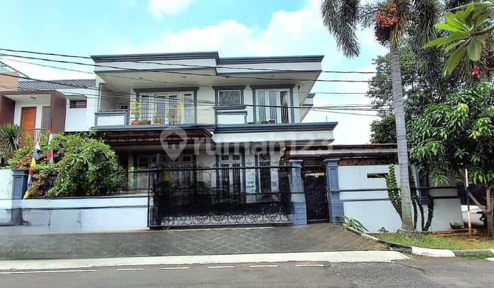 Rumah Bagus SHM di Pondok Indah