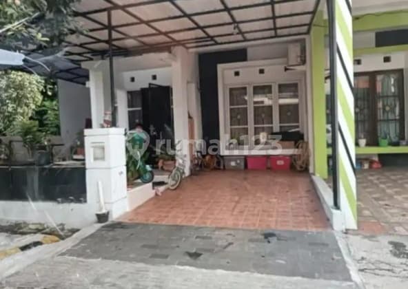 Dijual Rumah Hook Di Graha Raya
