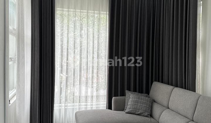Dijual Rumah Regency Melati Mas Rumah Hoekshm Bagus di Serpong Regency Melati Mas