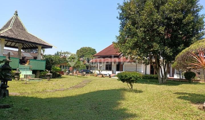 Villa Bagus Terawat di Lembang, Bandung