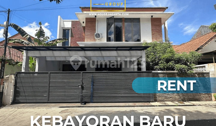 2-Story Residential House Near Barito Park & Blok M