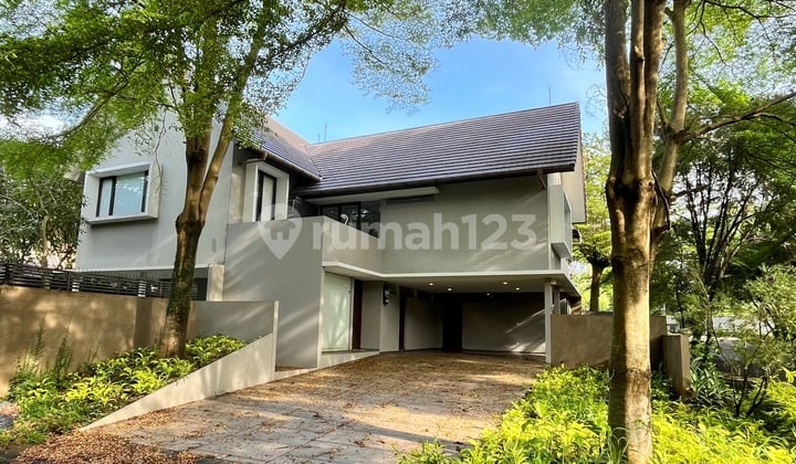 Rumah Di Townhouse Near Bintaro Parkir Luas Dengan Kolam Renang 5 Menit Ke Pondok Indah