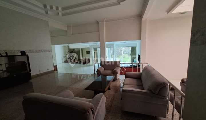 Sewa Rumah Siap Huni Strategis di Jalan Raya Pasteur Bandung