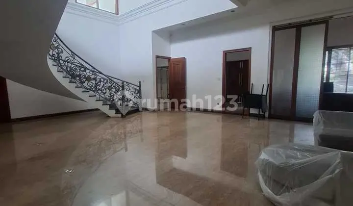 Sewa Rumah Lux Clasic Strategis di Dadali Sayap Garuda Bandung