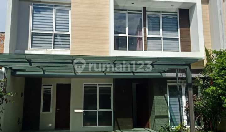 Rumah 2 Lantai Full Furnish di Setra Permai dekat Setra Duta
