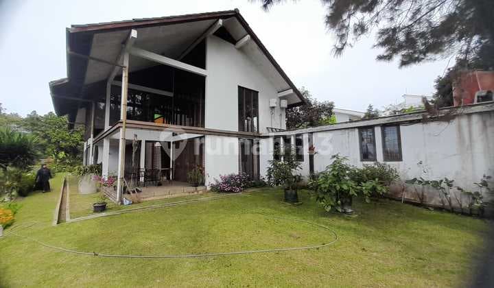 Rumah Luas Sejuk di Cluster Sayap Setiabudi Bandung Utara