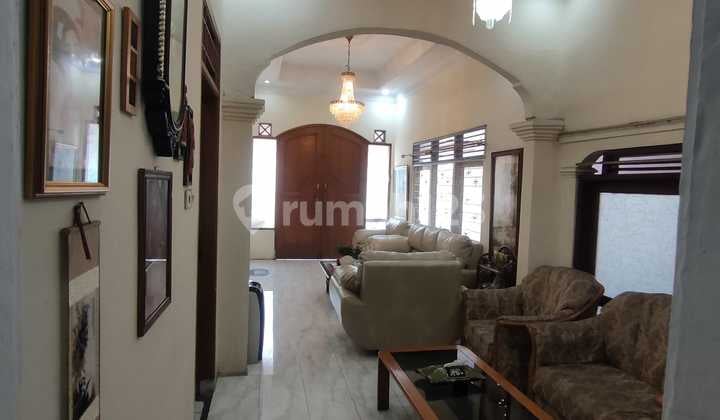 Rumah + Kosan Aktif 2 Lantai Strategis di Klender Jakarta Timur