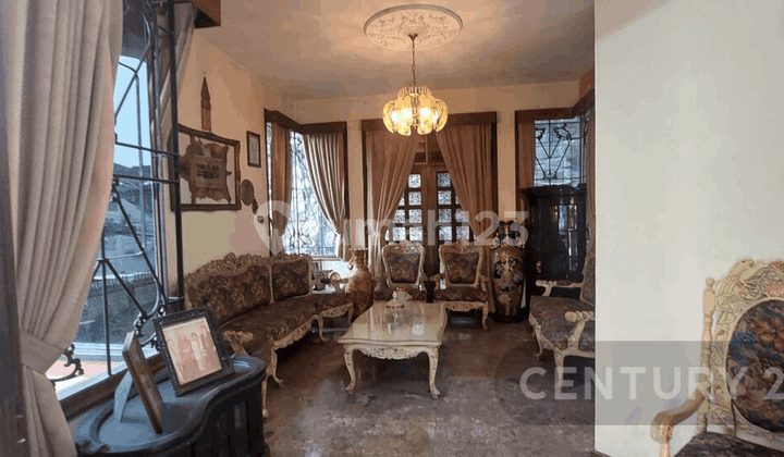 Rumah 2 Lantai Strategis Dalam Komplek Simprug Garden S7914