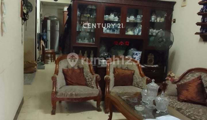 Rumah Lokasi Bebas Banjir Dekat Fasum Di Cempaka Putih S8393