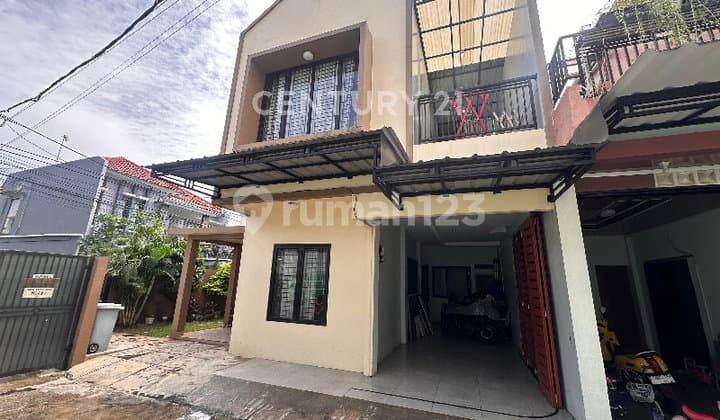 Rumah Baru Full Furnish Akses Tol One Gate di Cijantung S9338