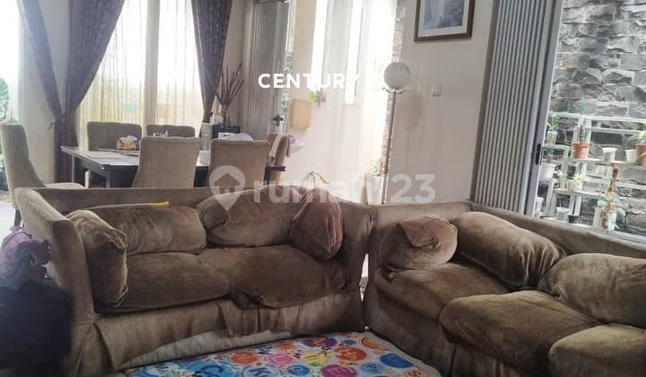 Beautiful 2-Storey House in Sector 7 Bintaro Gb 18096