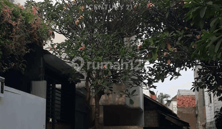 Rumah Terawat 2 Lantai Fully Furnished Di Area Bintaro DR17173