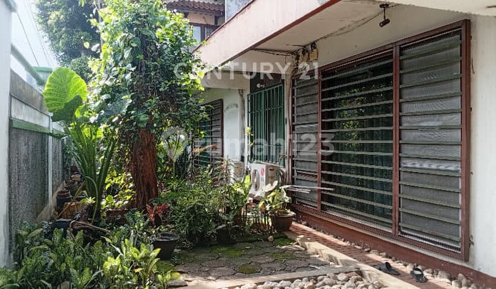 Rumah Investasi Di Lokasi Bergengsi Kebayoran Lama