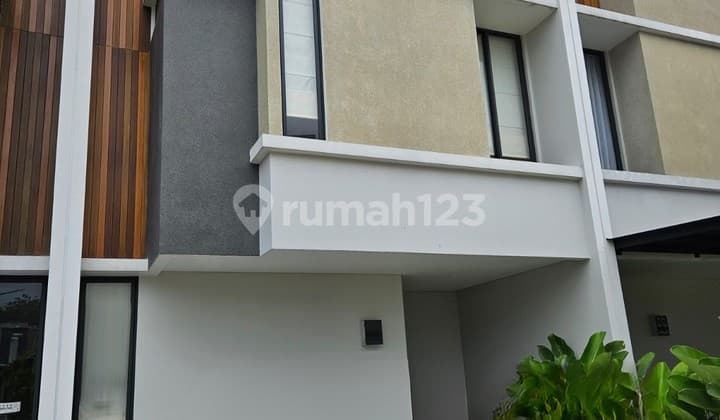 Dijual Rumah di U Ville Bintaro Jaya, Harga Nego 10564