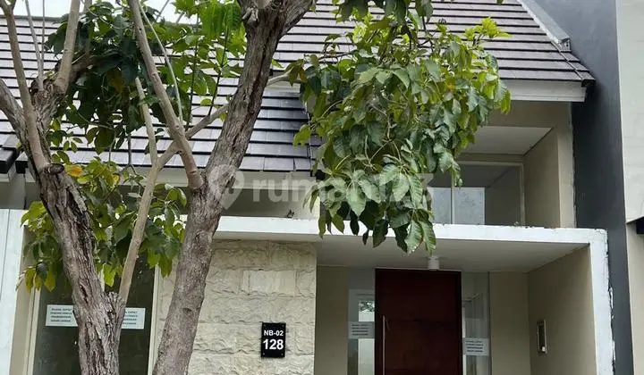 Rumah 1 Lantai di Area Citraland,Surabaya.