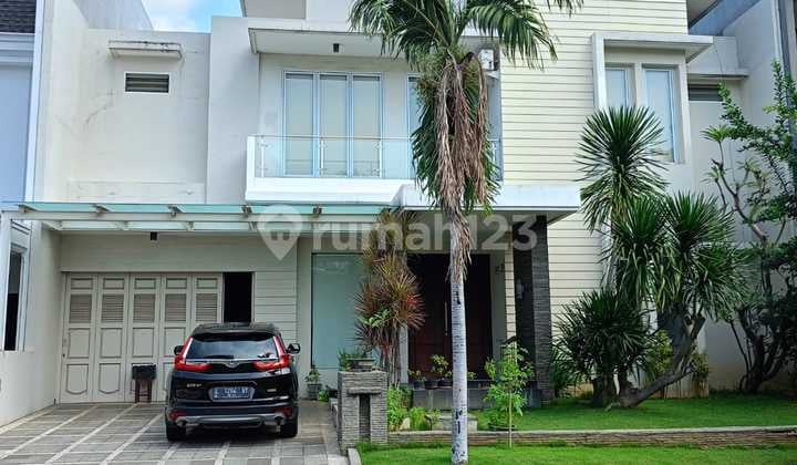 Peluang Emas! Dijual Rumah Mewah 2 Lantai Di Villa Bukit Regency- Siap Huni.