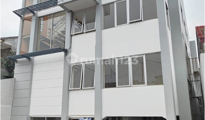 Dijual Kost Aktif Lokasi Strategis Di Dago, Bandung.