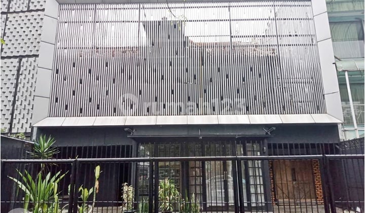 For Sale: Move-In Ready Mainroad Building in Lengkong, Bandung.