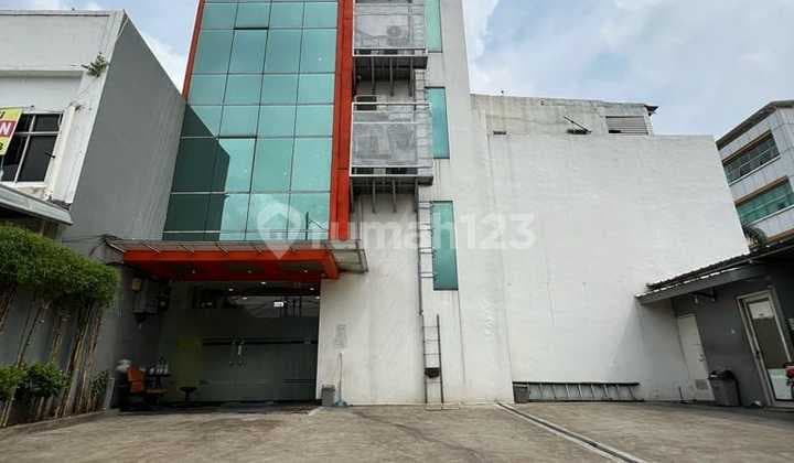 Gedung Kantor Raya Mampang Prapatan