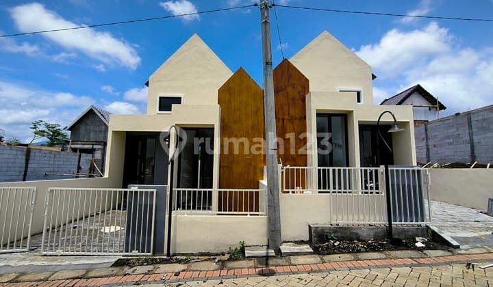 Strategic, Safe & Comfortable Residences in the Vila Bukit Tidar Area, Malang