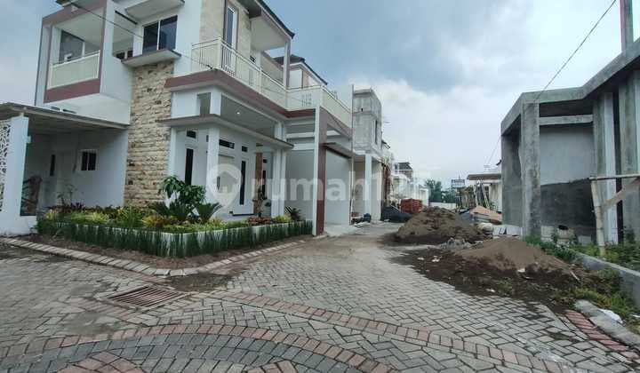 Hunian Vila Strategis Pertengahan Kota Batu dan Malang dekat dengan kampus UMM 3