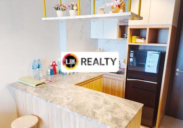 Apartment One Residence 2 Bedrooms With Sea View Dekat Pelabuhan