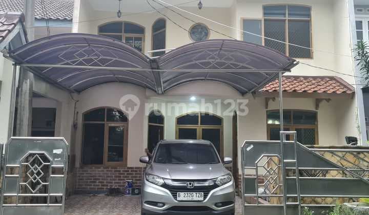 Dijual Rumah 2 Lantai, Siap Huni, di Taman Cimanggu Dkt Toll dan Stasiun Ka