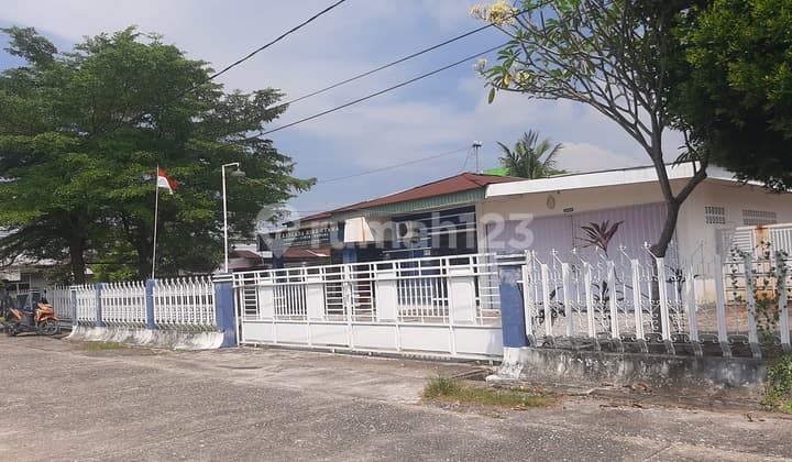 Rumah Dijual Luas Tanah 856M2 Area Jalan Paus Tangkerang
