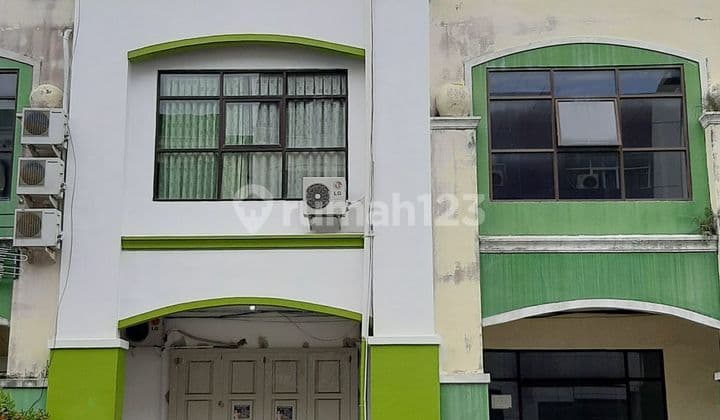 Ruko 3 Lantai Dijual Jl. Jendral Sudirman, Kec. Pekanbaru kota