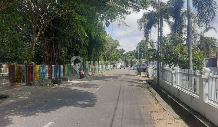 House for Sale, Land Area 458m2, Dr. Sutomo Street Area, Lima Puluh District.