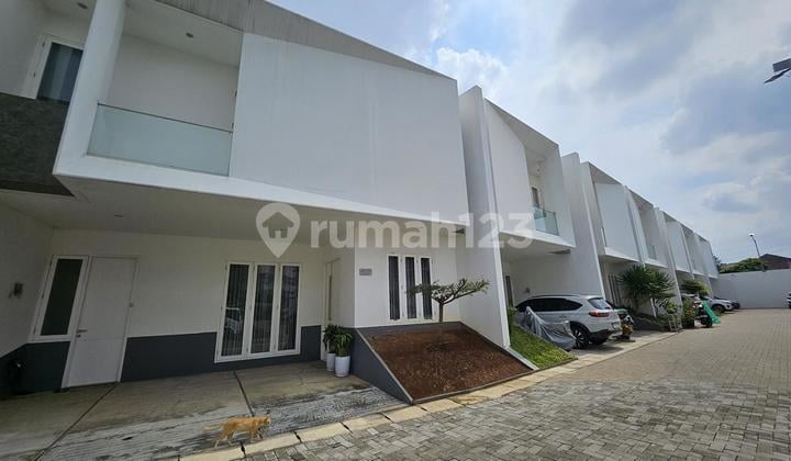 Rumah Mewah Model Kontemporer 5mnt Ke Sekolah Global Prestasi