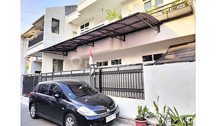 Rumah di Jalan Kramat Jaya Baru Dekat Mall, Stasiun, Rs, Jakpus