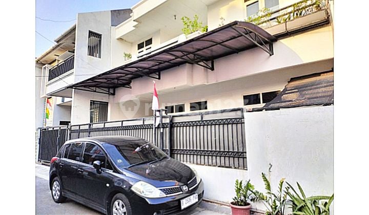Rumah di Jalan Kramat Jaya Baru Dekat Mall, Stasiun, Rs, Jakpus