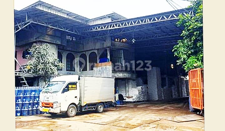 Gudang Dengan Luas 947m² Di Jln Inspeksi Kalimalang Jaktim
