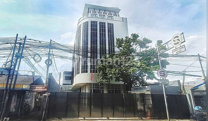 Di lelang Gedung Perkantoran,rooftop-Jalan Raya Ciledug Jaksel