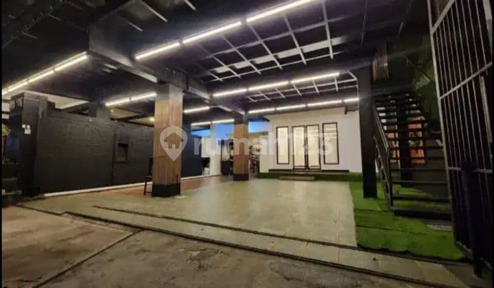 Ruang Usaha Ex Cafe 3 Lantai Di Jatipadang Raya