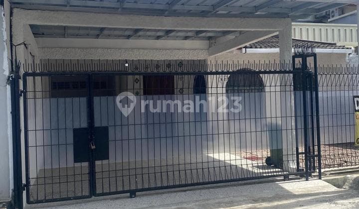 Rumah 2 Lantai Di Lebak Lestari Indah