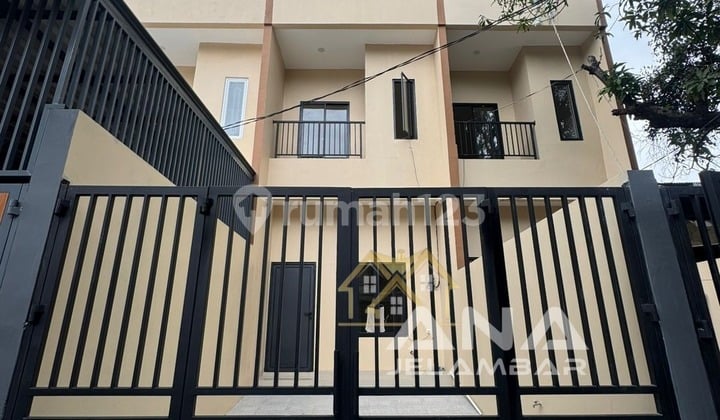 Ana Rumah Baru Sisa 1 Unit Uk 3.65X20m di Grogol