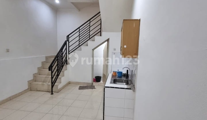 Ana Rumah Murah 2Lt Uk 3.5X14m di Jelambar