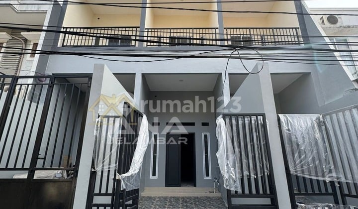 Ana Rumah Baru Uk 3X15m di Duri Kepa
