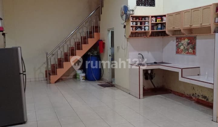 Ana Rumah Uk 9X12m Jalan 1 Mobil di Jelambar