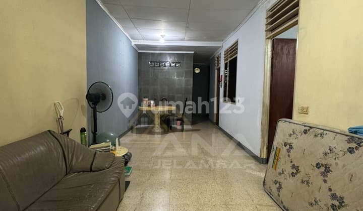 Ana Rumah Uk 6X21.5m di Jelambar