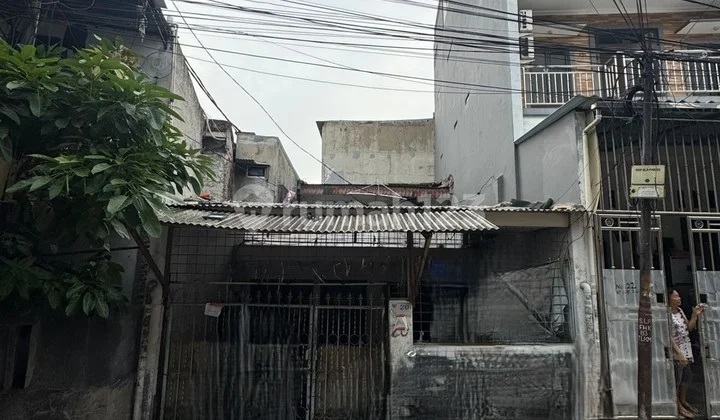 Ana Tanah Lt.114m Ngantong di Jelambar Ana Tanah Lt.114m Ngantong di Jelambar