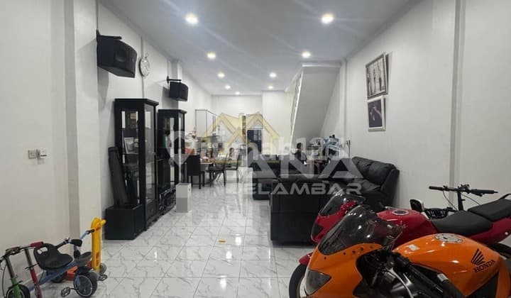 Ana Ruko Furnished Uk 5X20m di Jelambar