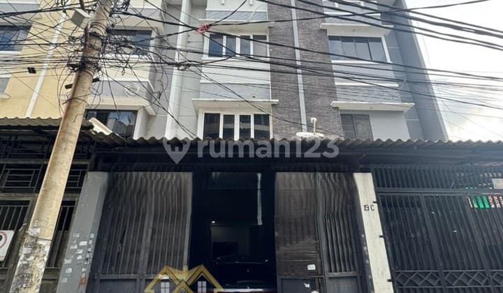 Ana Ruko Uk 4.5X20m di Jelambar